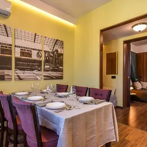  Appartamento Palace Of Culture 2-bedroom Retreat On Skobelev Blvd